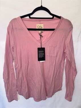 Chaser Light Pink V-Neck Long Sleeve Pocket Tee